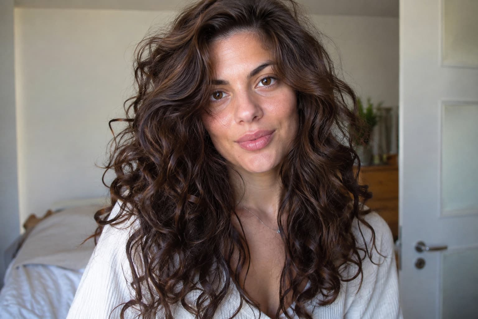 19 einfache Frisuren ohne Dutt für dein Haar