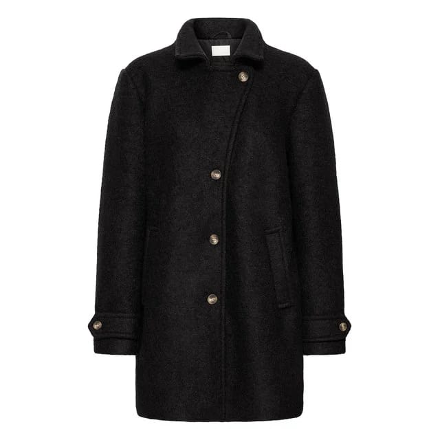 Ichi Wintermantel, Black